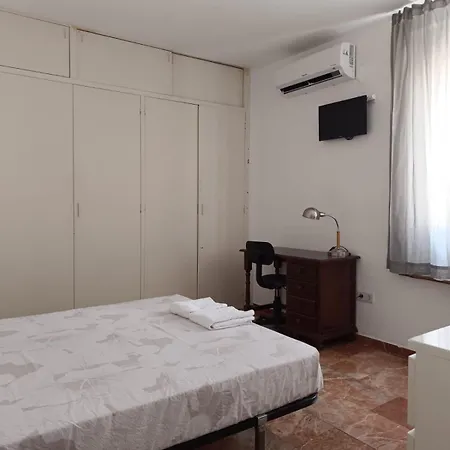 Piso Dos Junto Plaza Colon Apartman *